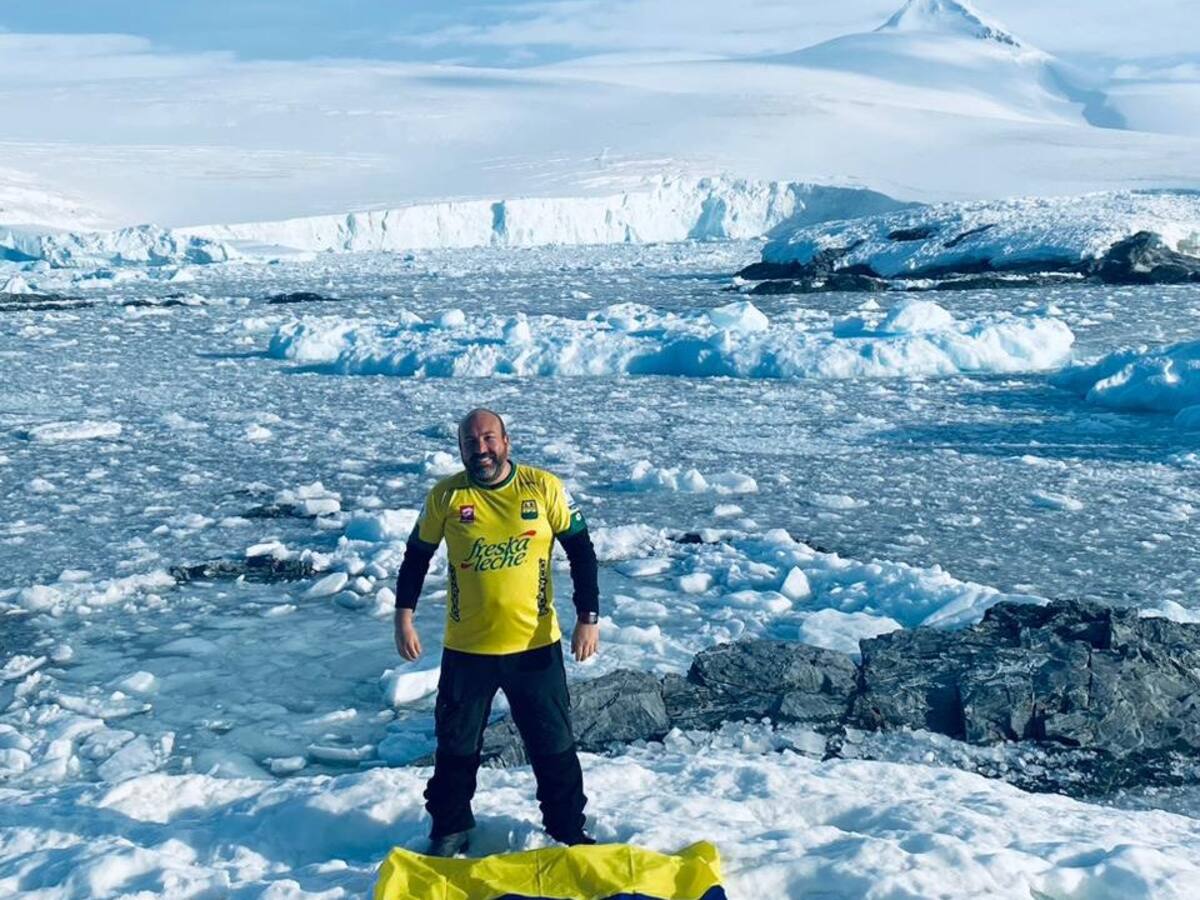 Bumangués se fue para la Antártica a realizar pruebas de radiotelescopio