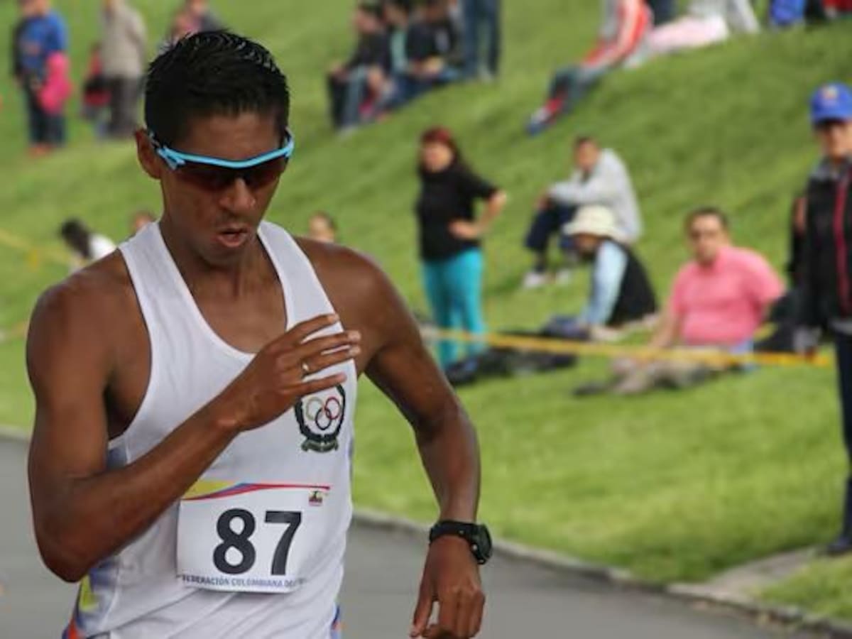 Desde la India el medallista olímpico Luis Fernando López pide ayuda para encontrar a su padre