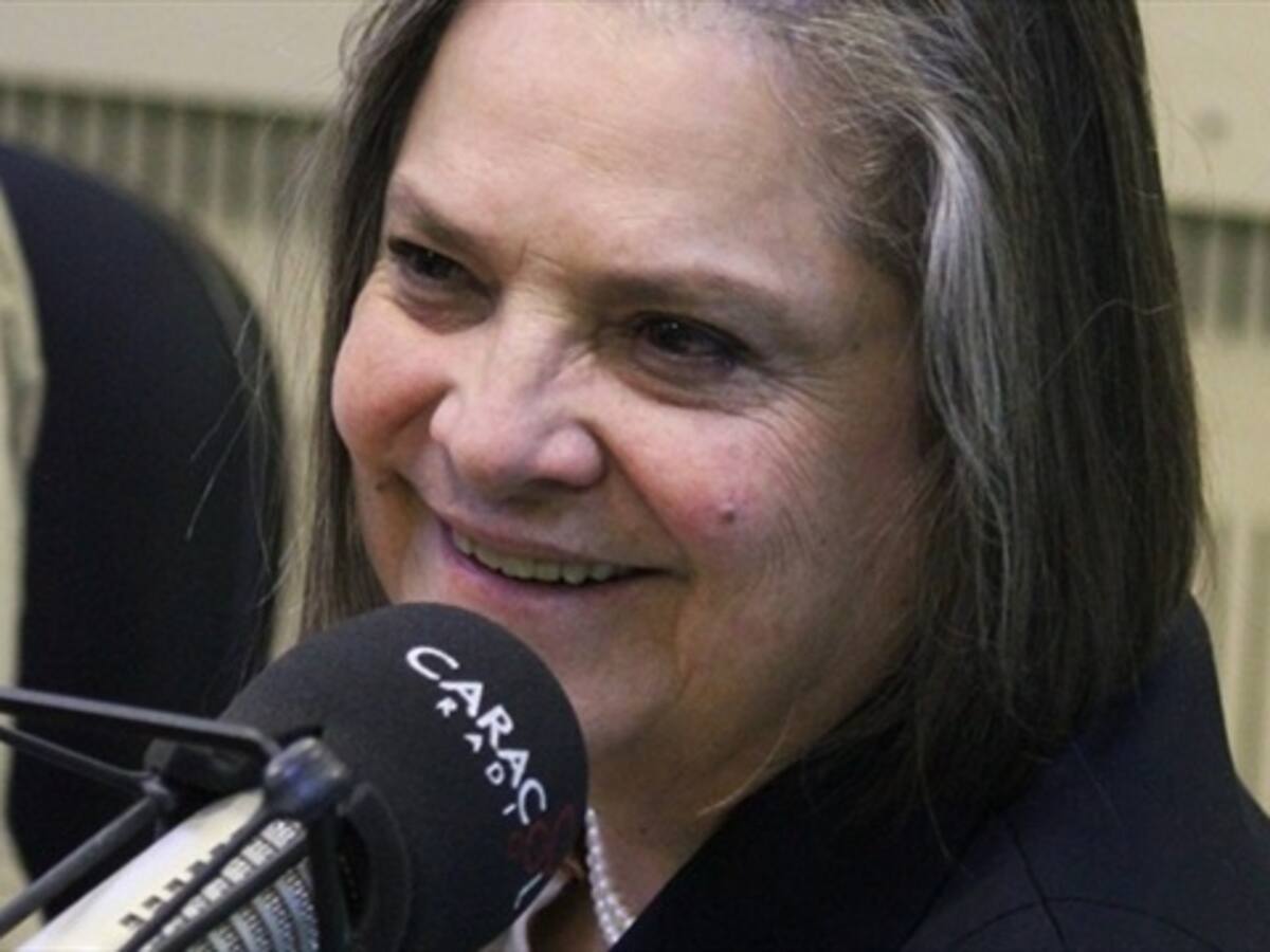 El cese bilateral es una necesidad, admite la excandidata Clara López