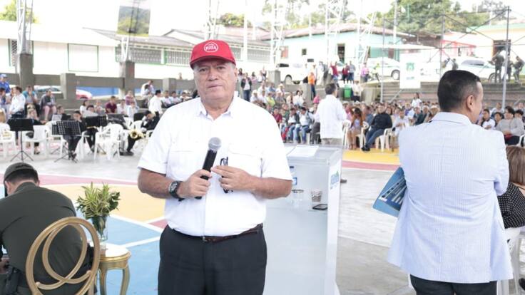 Mauricio Manjarrés historias de periodismo y política