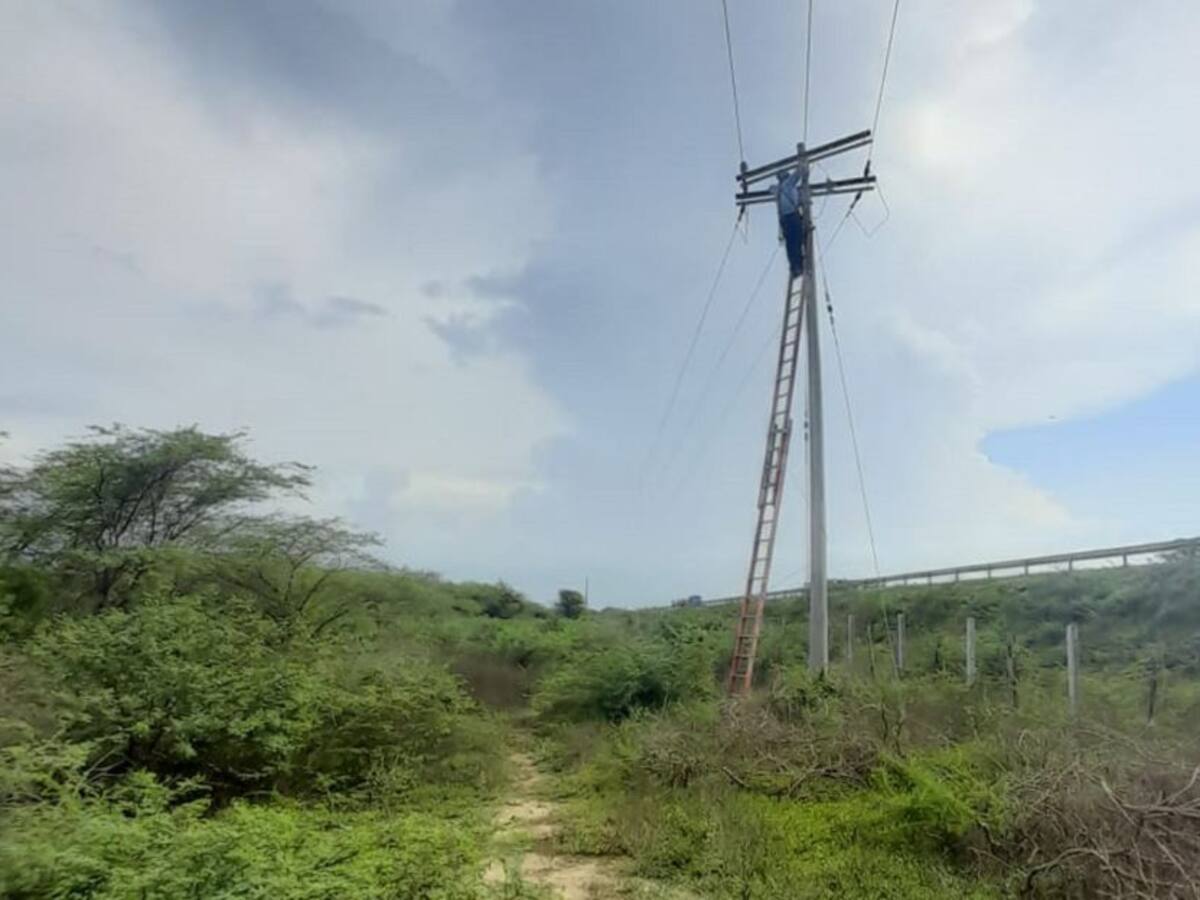 Air-e busca normalizar el servicio de energía en pueblos palafitos