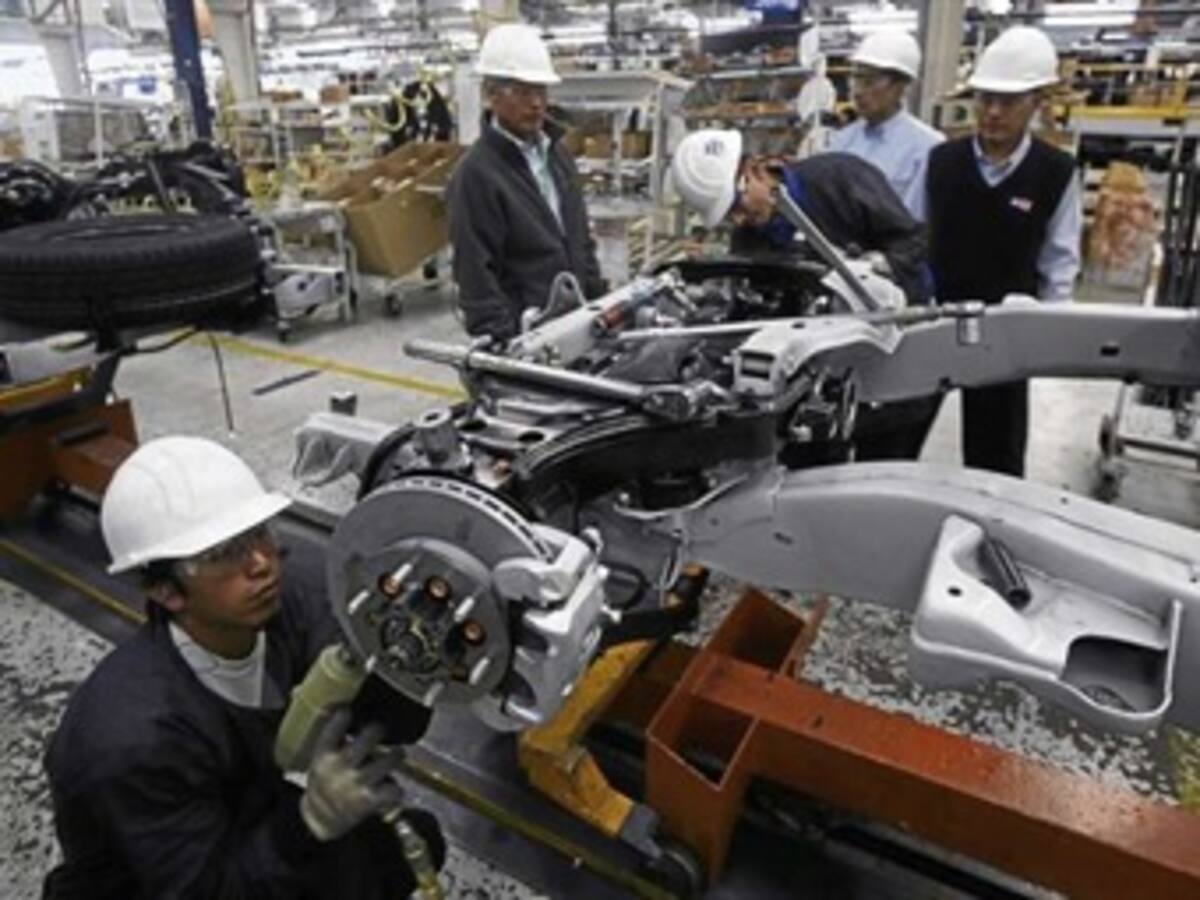 Santos destaca que en el último año se han creado 909 mil empleos