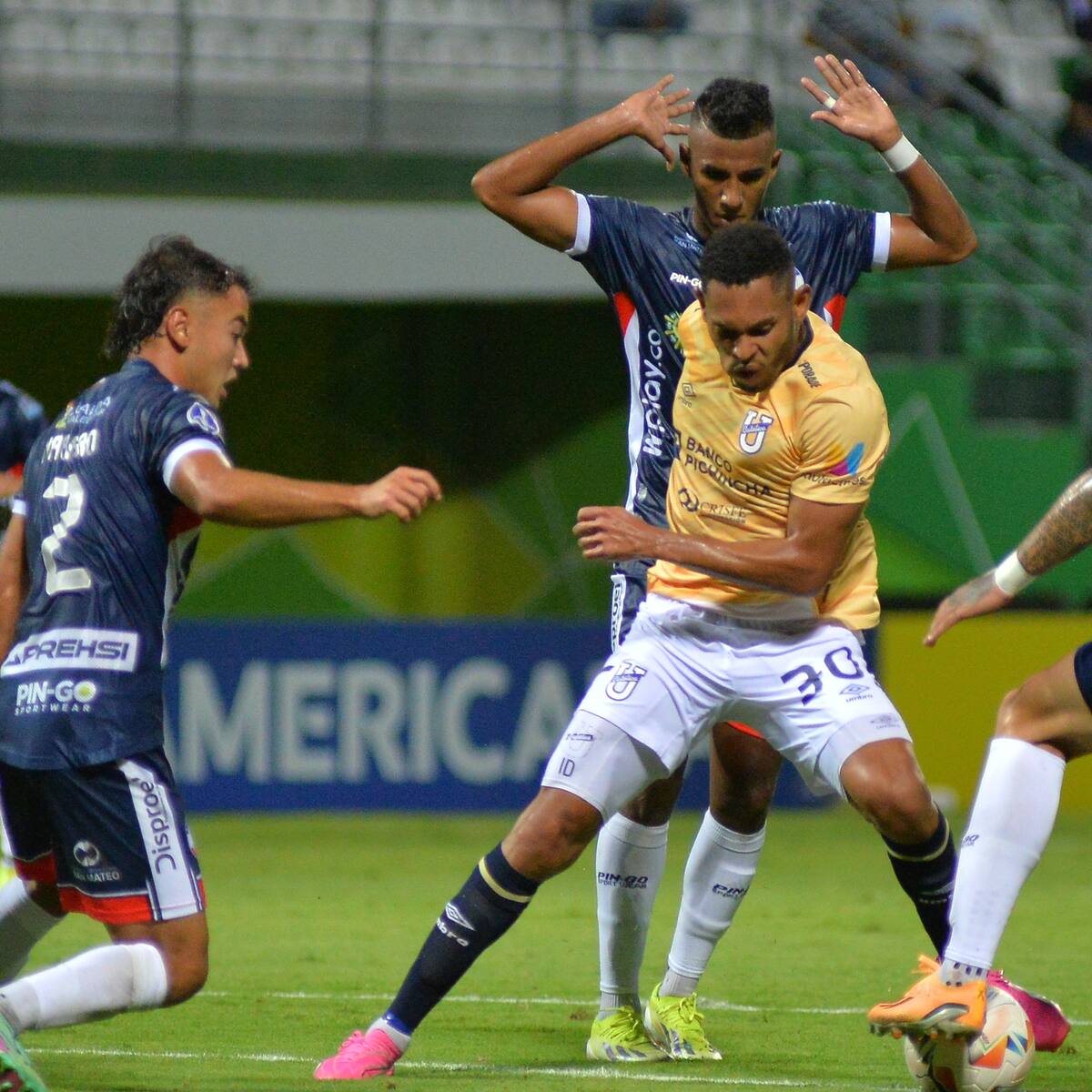 Alianza FC cae en casa ante U. Católica y queda al borde de la eliminación en Sudamericana