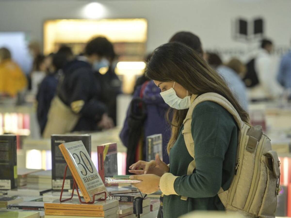 Feria del Libro 2022: Talleres, conversaciones del lunes 25 de abril