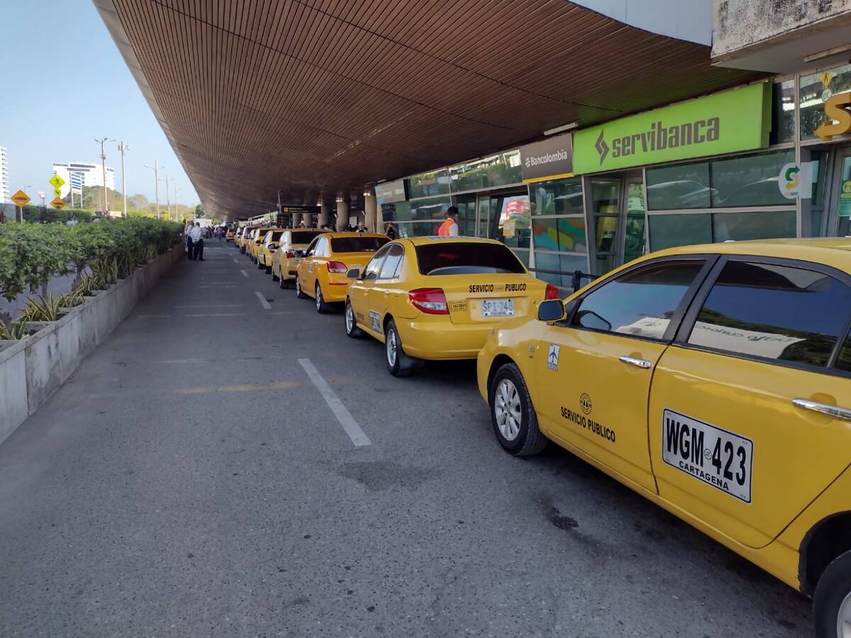 Alemán víctima de hurto no utilizó nuestros vehículos: taxistas del aeropuerto