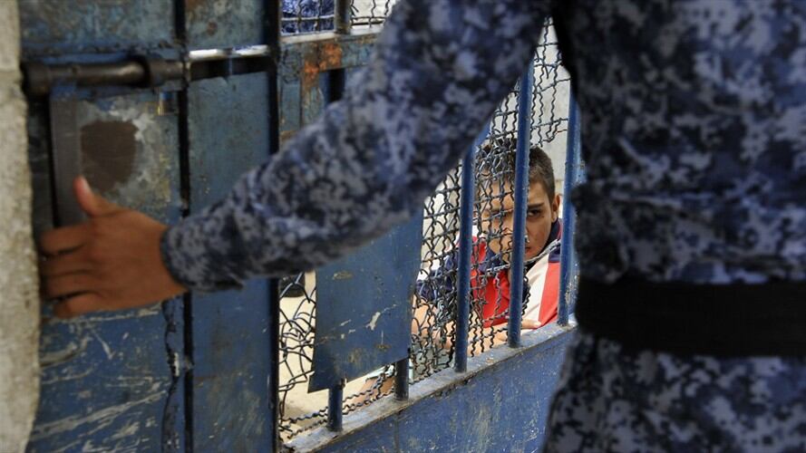 En el patio ERE 2 del penal un dragoneante ingirió bebidas alcohólicas con algunos internos y apostó jugando al parqués. Foto: Getty Images