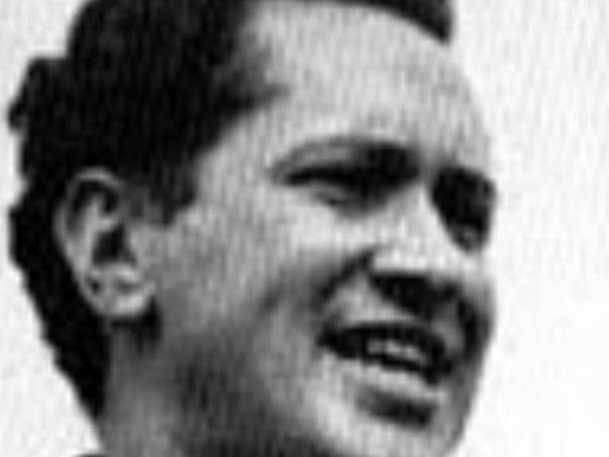 ELN exhorta a la Iglesia para que regrese el estatus de sacerdote a Camilo Torres