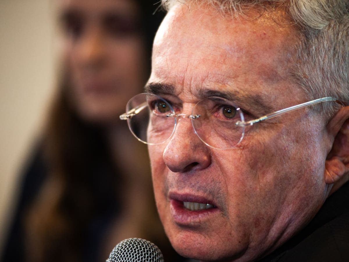 Hijo del expresidente Álvaro Uribe rechazó condena contra su padre y envió mensaje al gobierno