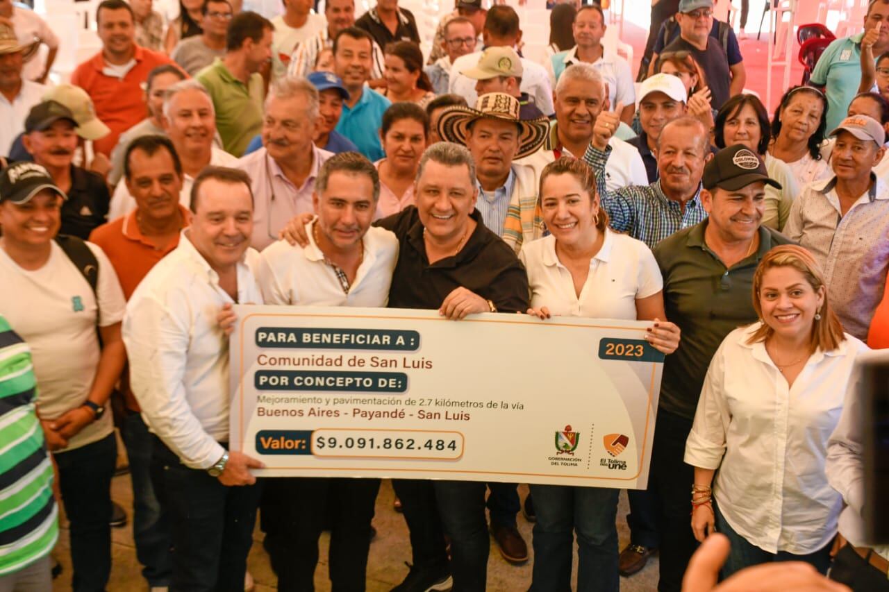 Ricardo Orozco, gobernador del Tolima y Guillermo Alvira, alcalde de San Luis