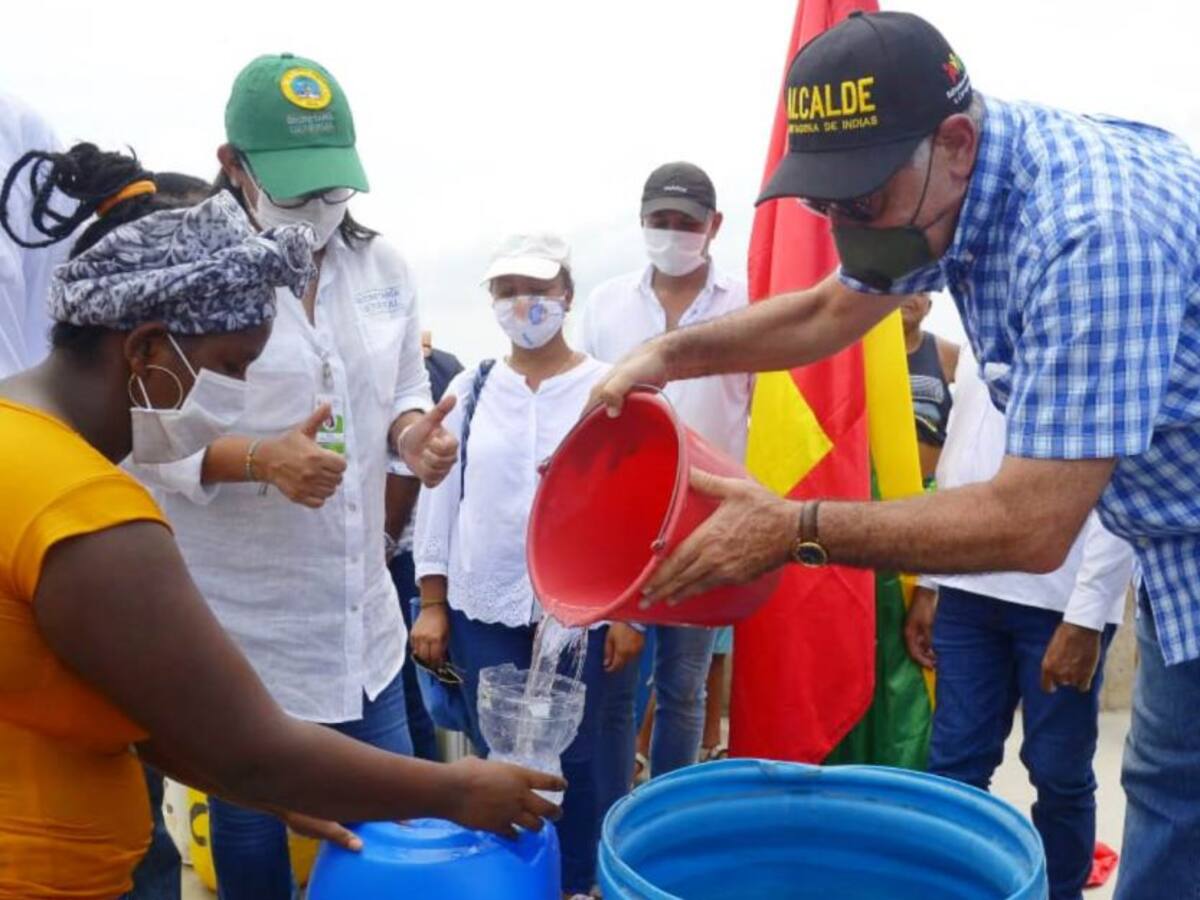 Alcaldía de Cartagena garantiza suministro de agua para Bocachica