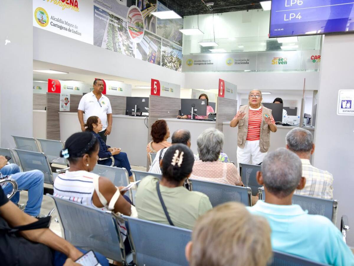 Cartageneros responden al llamado: masiva asistencia en el inicio de pagos del Predial 2026