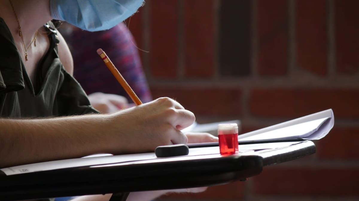 Por comportamientos indebidos de tipo sexual con una estudiante, docente es investigado