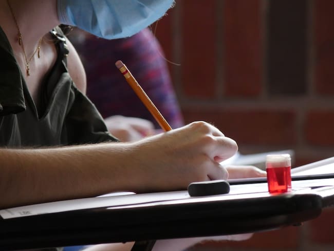 Por comportamientos indebidos de tipo sexual con una estudiante, docente es investigado