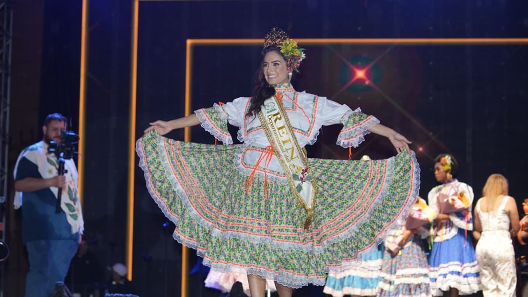 Karim Sirlene Yela Gómez, de Armenia, nueva Reina Departamental del Café del Quindío.Foto: Cortesía alcaldía de Montenegro