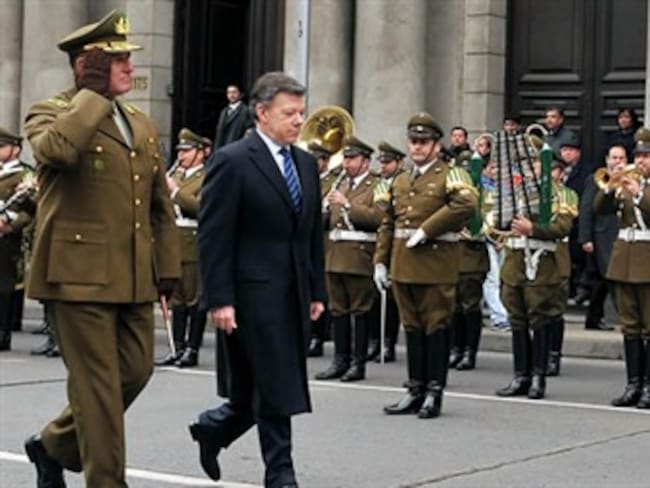 Colombia debe dar un salto de la Seguridad Democrática a la Prosperidad Democrática: Santos