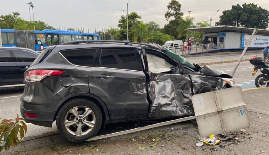 Camioneta en la que se movilizaba Freddy Rincón