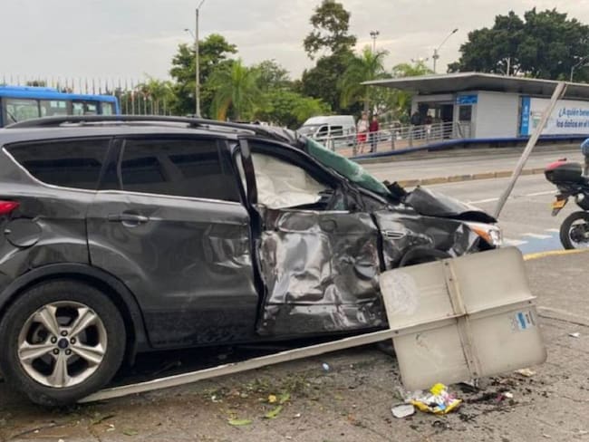 Camioneta en la que se movilizaba Freddy Rincón