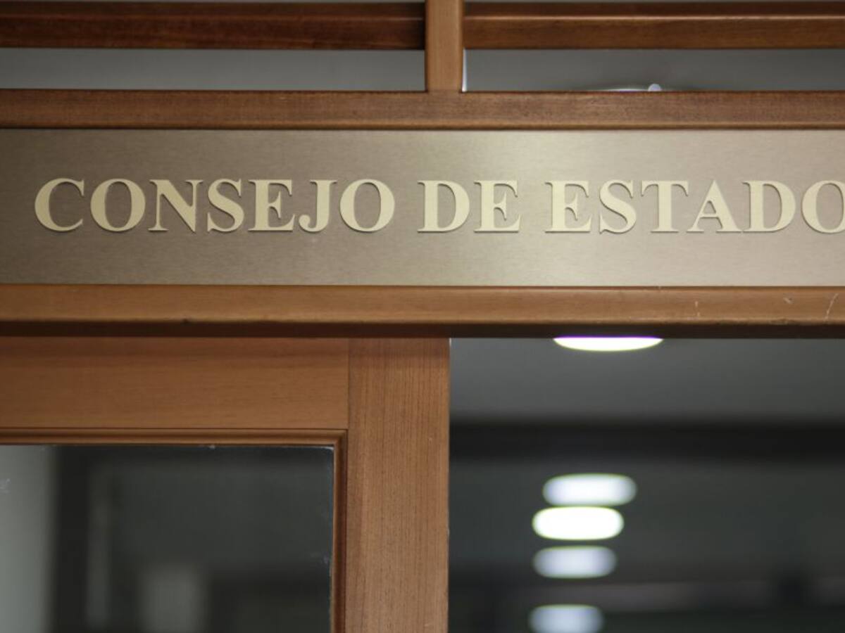 Aún no aceptan demanda contra congresistas que votaron la cadena perpetua