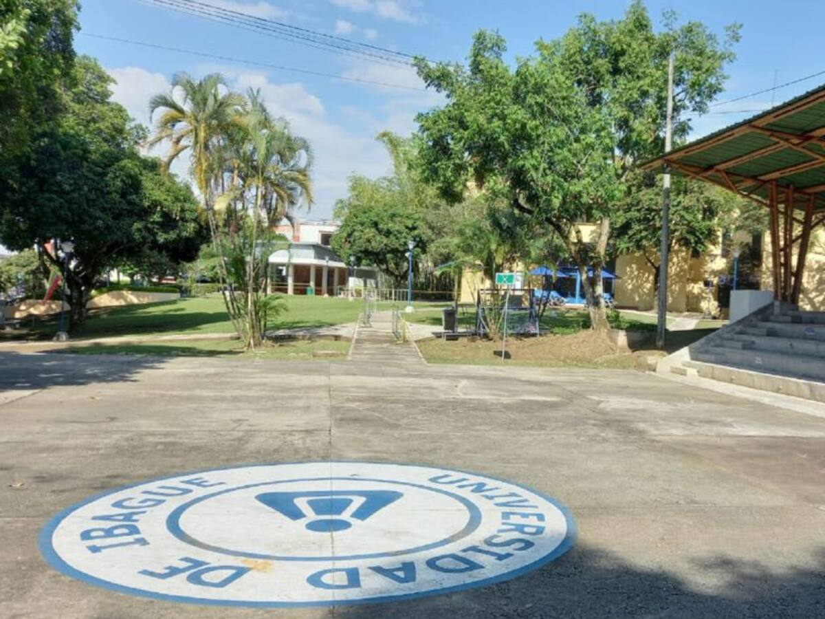 La Unibagué cumplió 41 años de historia