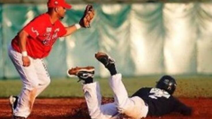 Tigres ganó 2-1 la serie semifinal del béisbol a Leones y se clasificó a la final