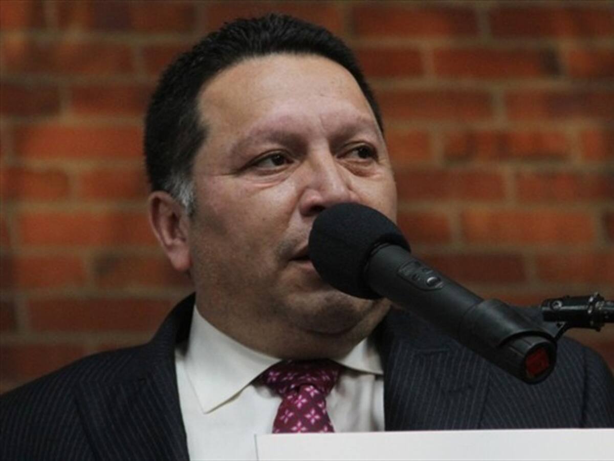 Alcalde de Cartagena habría negociado el control burocrático de la Contraloría