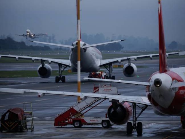 Avianca anuncia vuelos Chárter desde otros países ante huelga de pilotos de ACDAC
