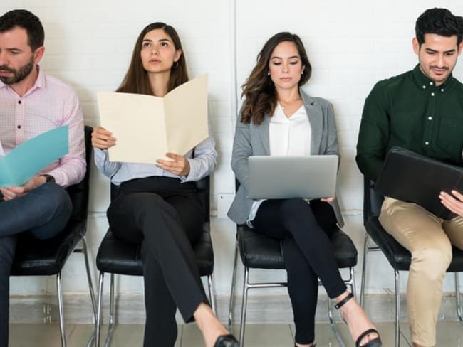 Colombia: en noviembre disminuyó el número de ofertas de empleo en un 13,8% con respecto al 2023