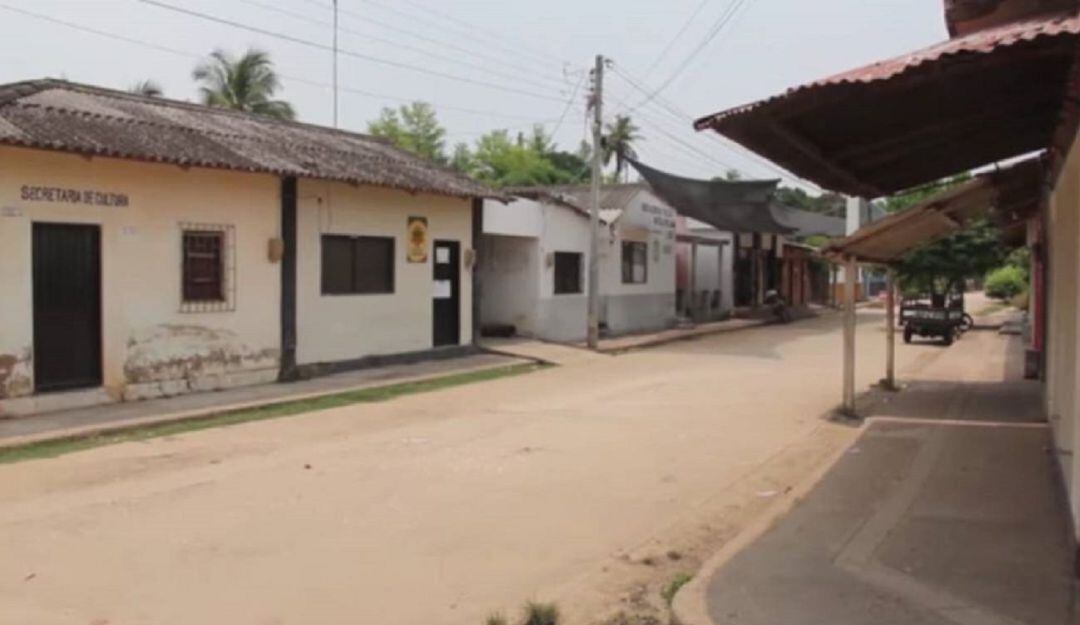 El ataque se presentó en el municipio de Hatillo de Loba, donde se registró un intercambio de disparos con los delincuentes