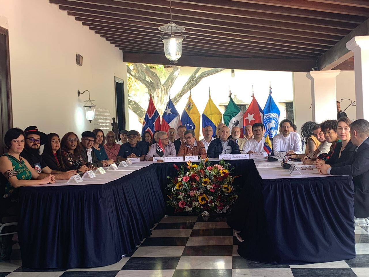 Delegaciones del Gobierno y ELN. Conversaciones de paz