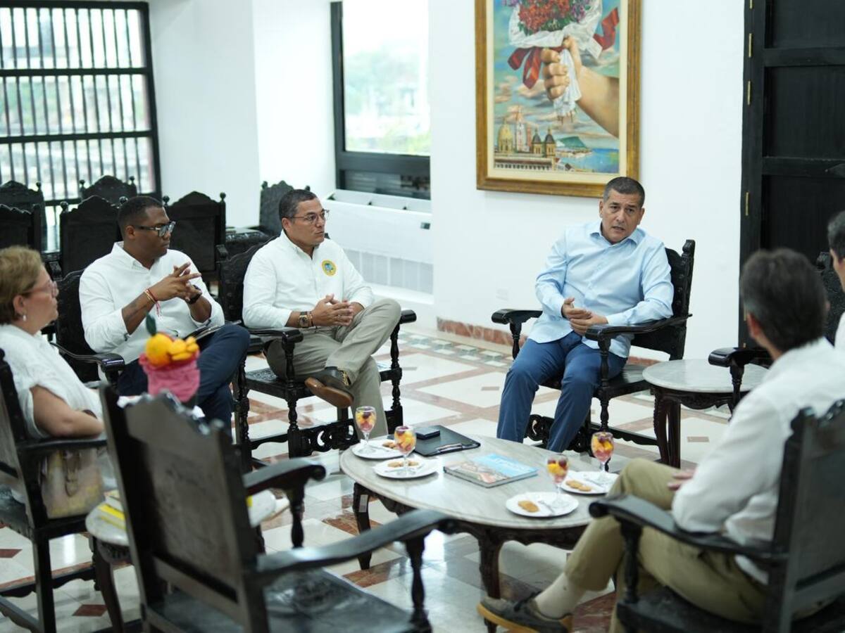 Dumek Turbay y Terpel impulsan energías limpias para fortalecer la operación de TransCaribe