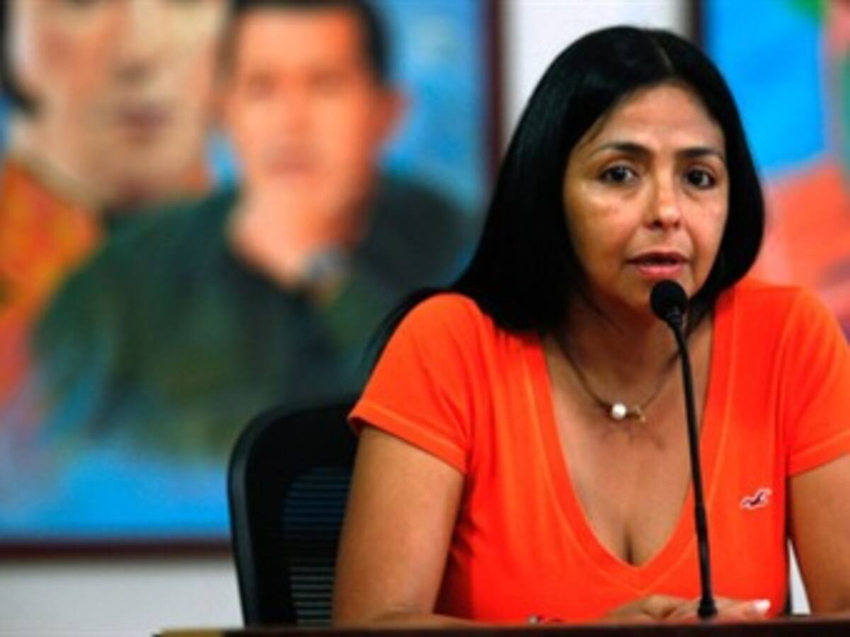 Ministra venezolana publica petición de captura de JJ Rendón