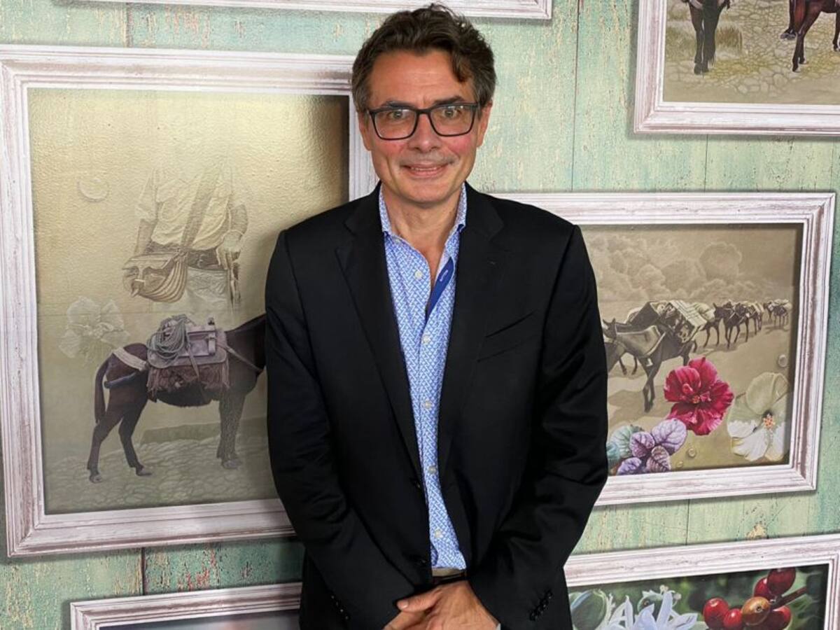 "Si llego a la presidencia seguiré apoyando Aerocafé", Alejandro Gaviria