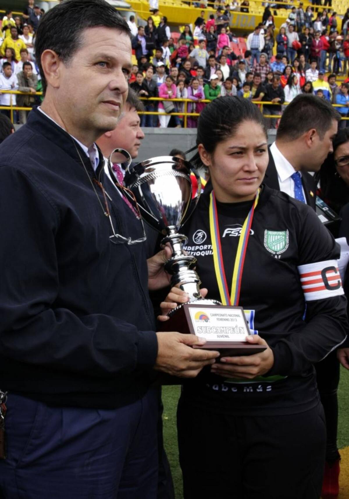 La Selección de Fútbol Femenino Sub20 de Bogotá, se coronó campeona del Campeonato Nacional de la categoría, luego de empatar 2-2 en la última fecha del cuadrangular final al representativo de Antioquia.