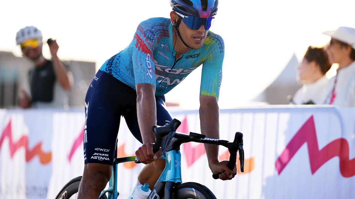 Harold Tejada logra el podio en la etapa 5 de la París-Niza: así le fue al ciclista colombiano