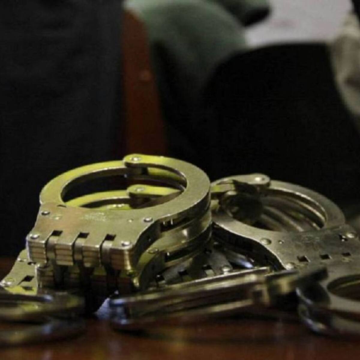 Guardián del INPEC habría abusado más de 50 veces de su hijastra en Bello