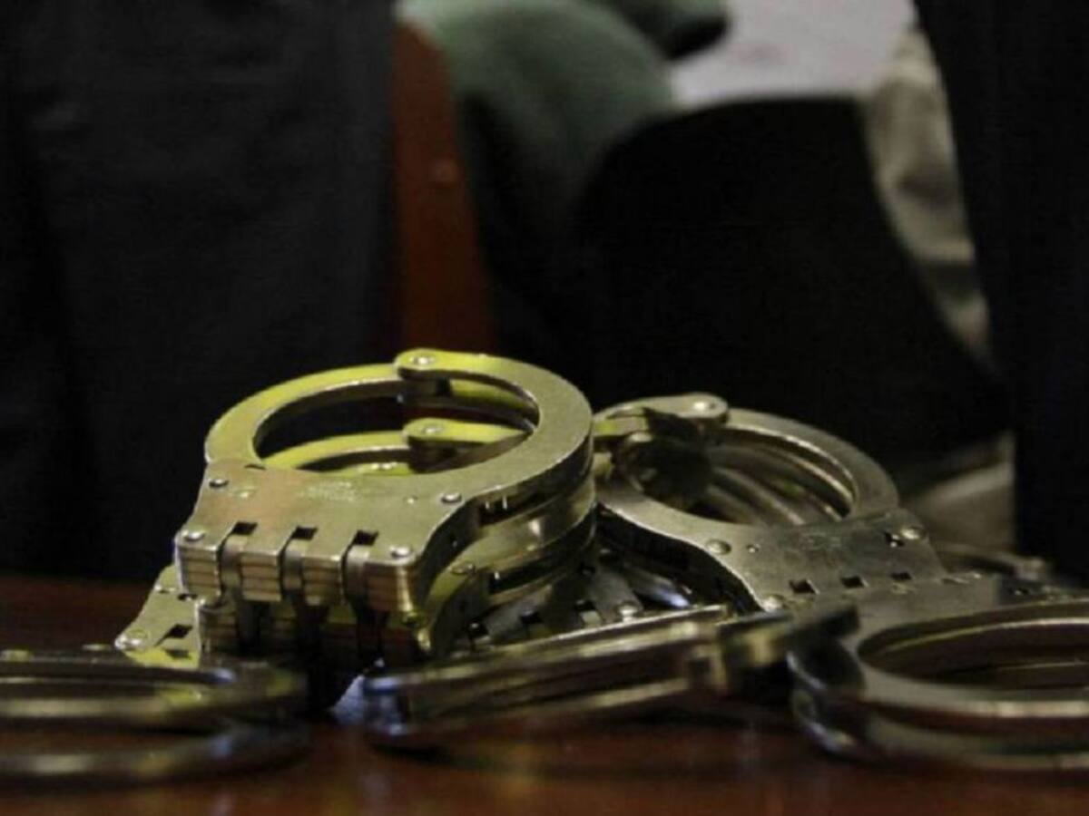 Guardián del INPEC habría abusado más de 50 veces de su hijastra en Bello