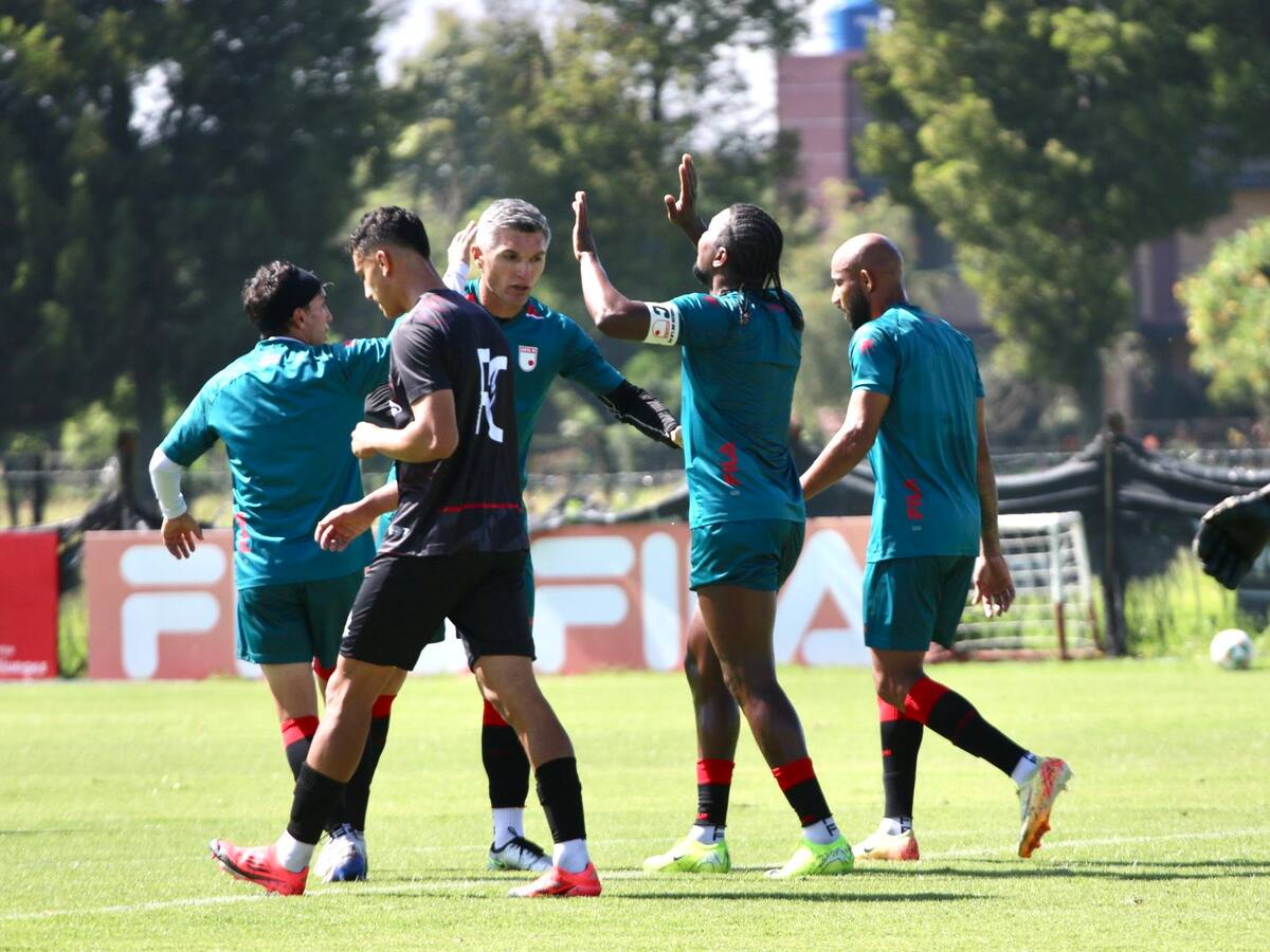 Santa Fe gana su primer amistoso del 2025 ante Tigres, con Hugo Rodallega como protagonista