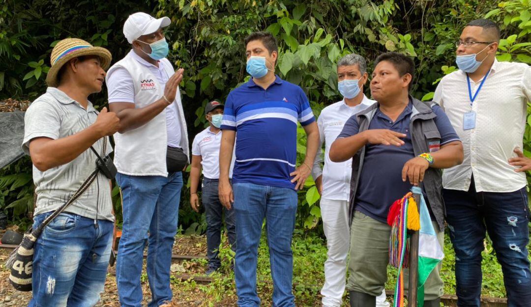 Conversaciones para desbloqueos