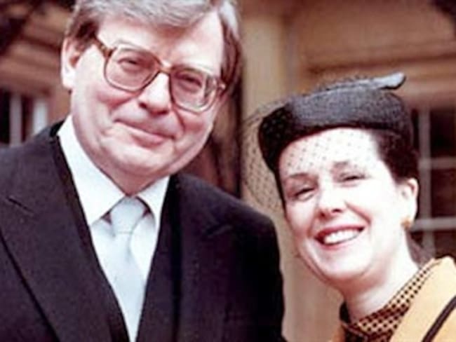 Suicidio asistido en Suiza de ex jefe de orquesta de la BBC y de su esposa