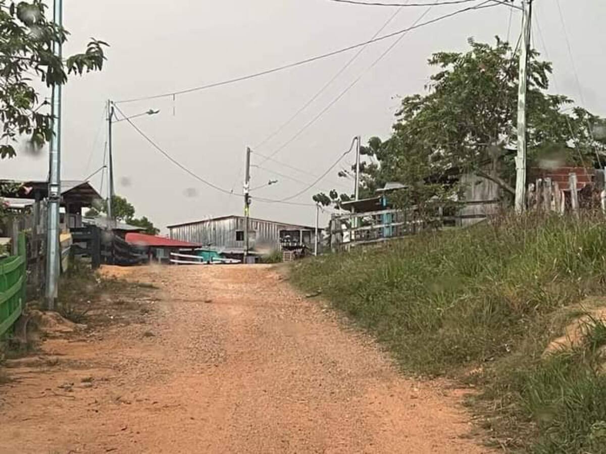 Más de 100 niños están desescolarizados por combates entre ilegales en Remedios, Antioquia