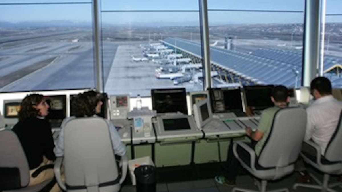 Gobierno y controladores aéreos están cerca de un acuerdo laboral