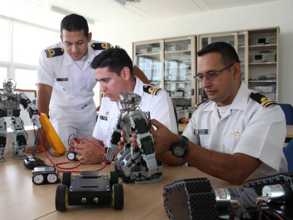 Escuela Naval de cadetes obtiene nueva clasificación de investigación en Colciencias