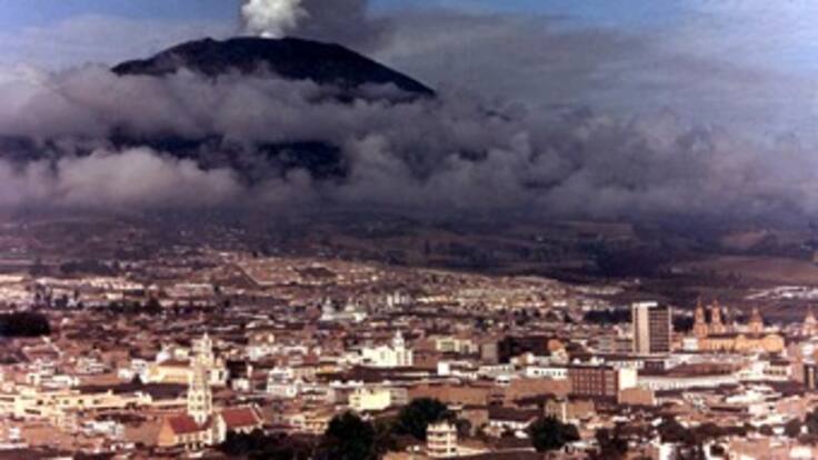 Alerta Naranja en el Volcán Galeras ante eventual erupción