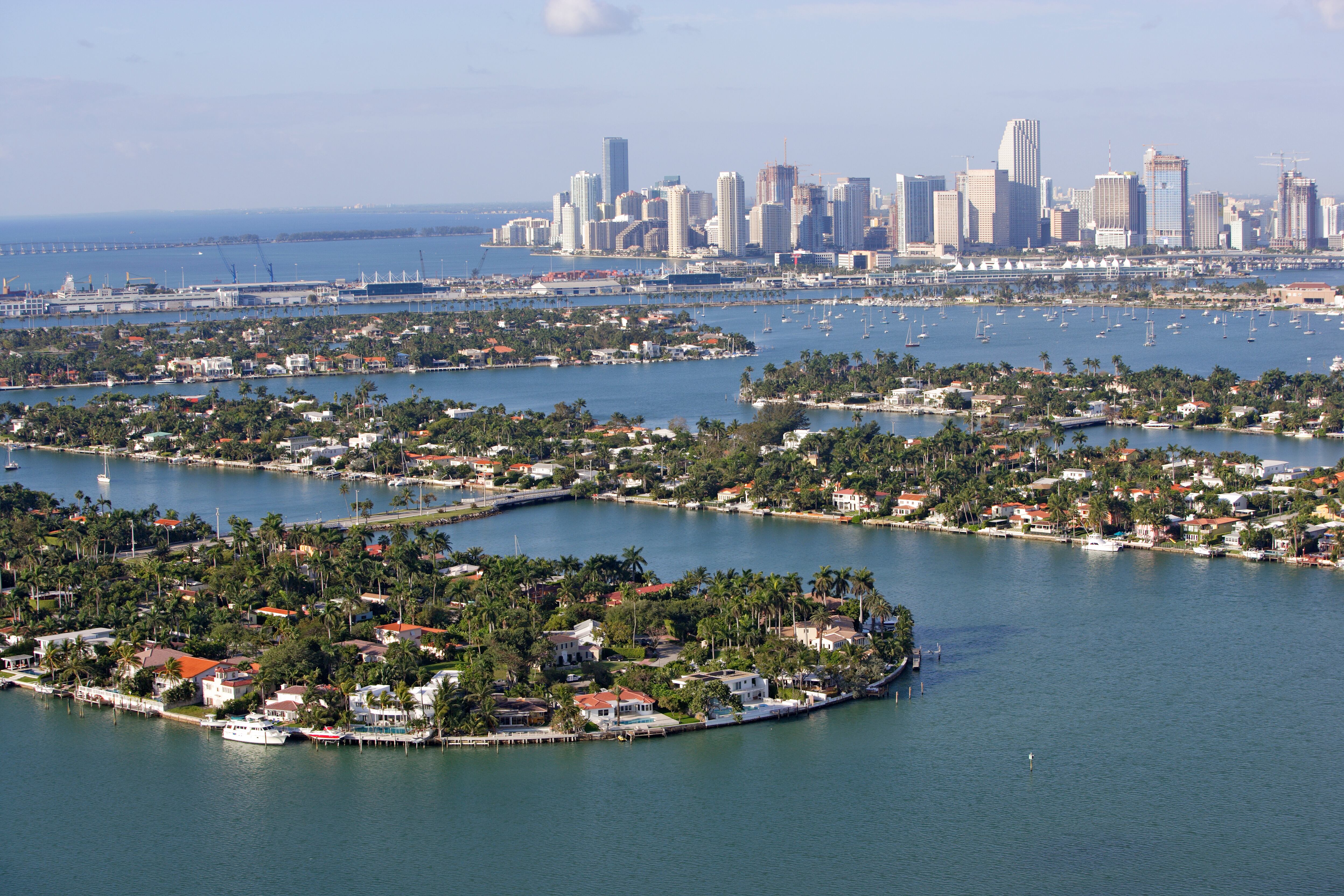 Islands in foreground (L-R): Rivo Alto Island, Di Lido Island, and San Marco Island; Rear, (L-R): Hibiscus Island and Palm Island.