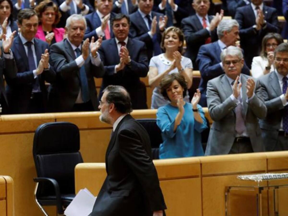 Gobierno español pide al senado apoyo para intervenir Cataluña