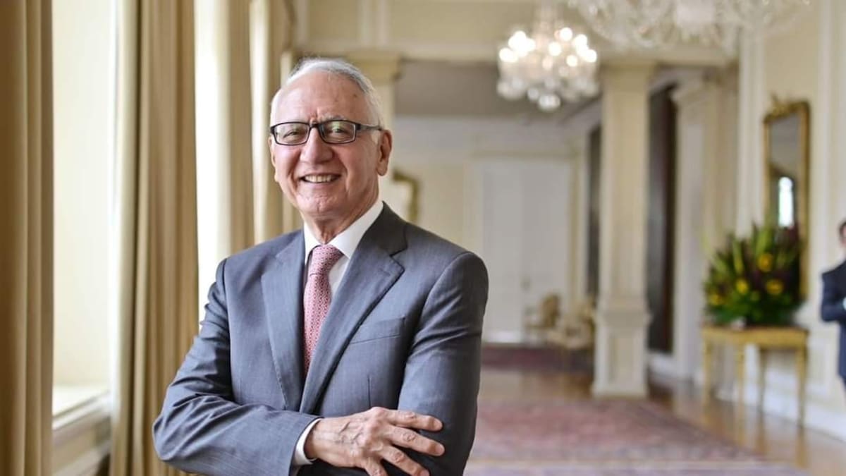 Más de 200 organizaciones de pacientes denuncian en la Fiscalía al ministro de Salud