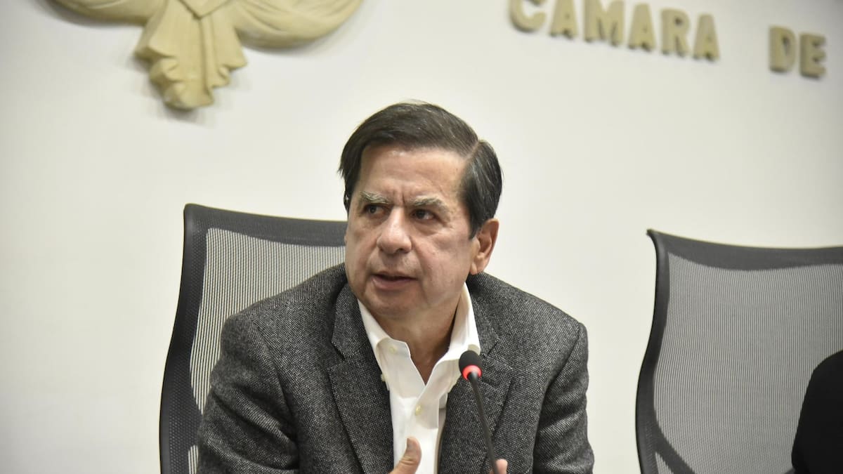 “Una Asamblea Nacional Constituyente es inviable, inoportuna e inconveniente”: Juan Fernando Cristo