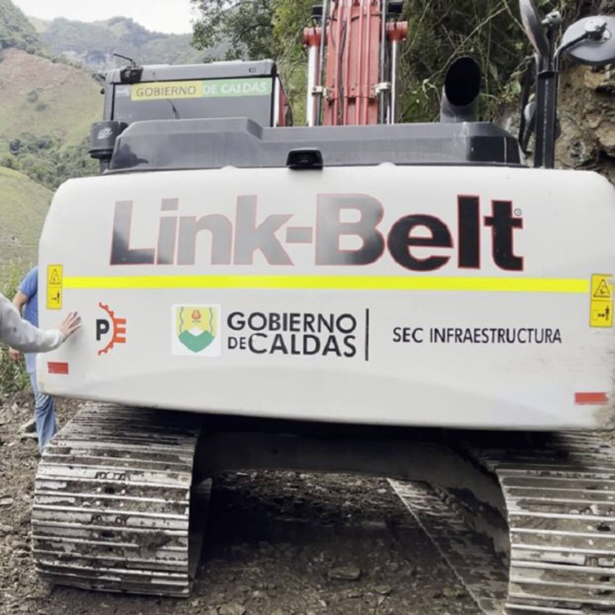 Trabajo arduo en Caldas para garantizar la movilidad en elecciones