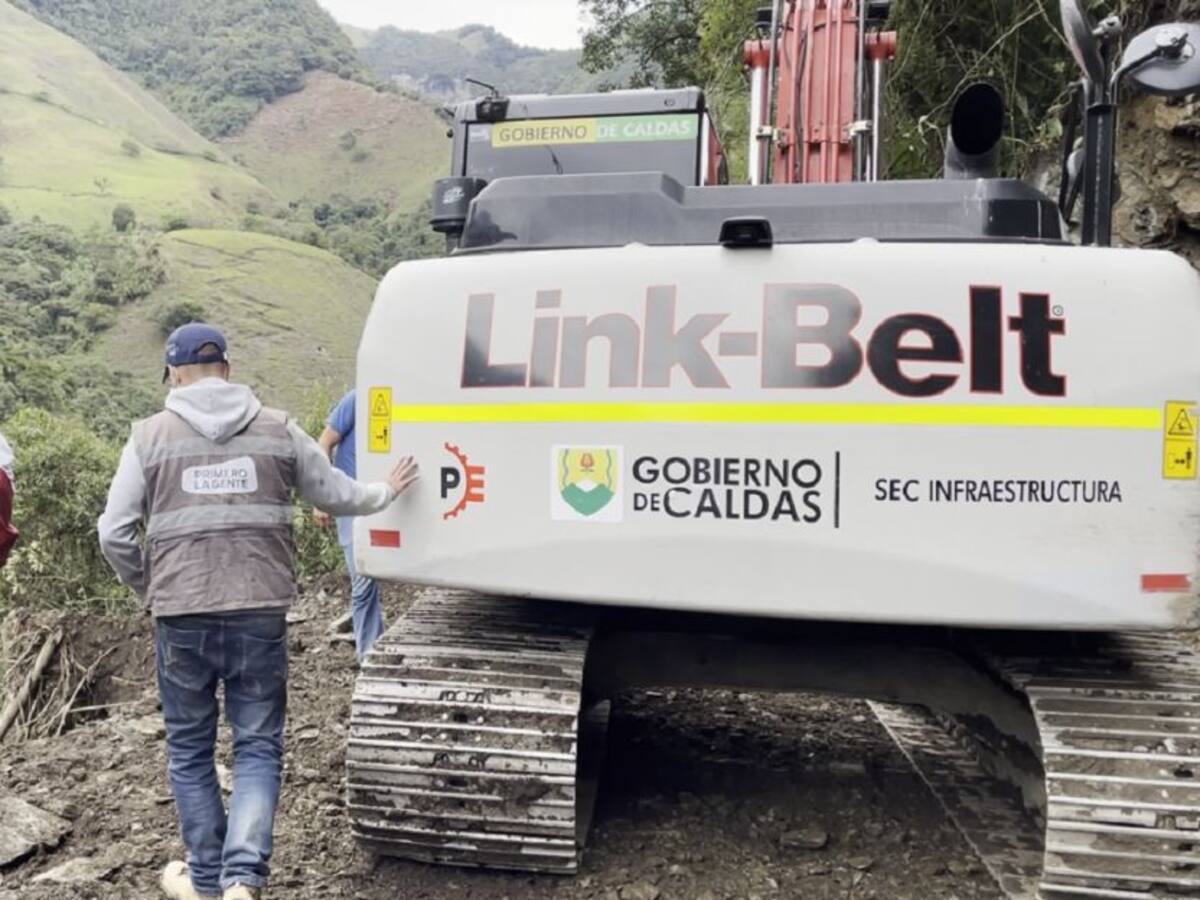 Trabajo arduo en Caldas para garantizar la movilidad en elecciones