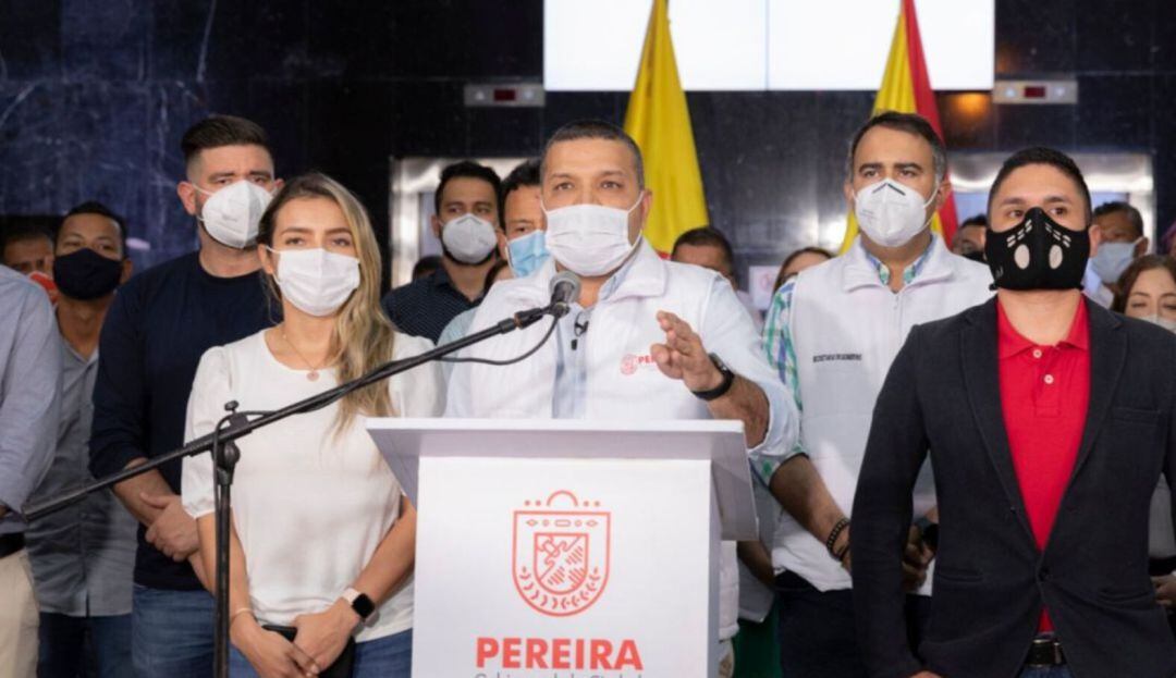 Alcalde de Pereira, Carlos Maya.